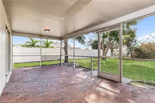 1122 SE 17th St, Cape Coral, FL 33990 - Photo 14