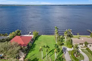 3508 Stuart Ct, Fort Myers, FL 33901 - Photo 4