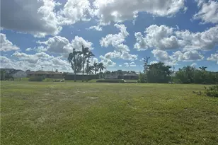 220 SE 29th St, Cape Coral, FL 33904 - Photo 1