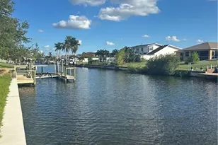 220 SE 29th St, Cape Coral, FL 33904 - Photo 6