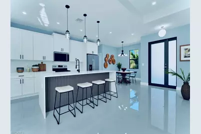 718 Bedford Point Ave, Lehigh Acres, FL 33974 - Photo 4