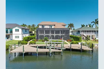 11731 Isle Of Palms Dr, Fort Myers Beach, FL 33931 - Photo 46