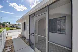 1113 Cape Coral Pkwy W, Cape Coral, FL 33914 - Photo 20