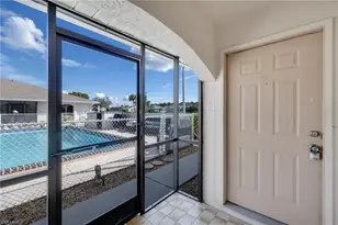 1113 Cape Coral Pkwy W, Cape Coral, FL 33914 - Photo 16