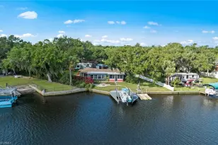 13782 River Forest Dr, Fort Myers, FL 33905 - Photo 6