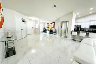 1137 NE 4th Pl, Cape Coral, FL 33909 - Photo 18