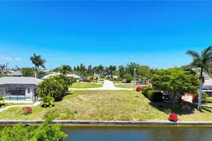 1716 SW 2nd St, Cape Coral, FL 33991 - Photo 1