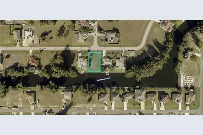 1716 SW 2nd St, Cape Coral, FL 33991 - Photo 2