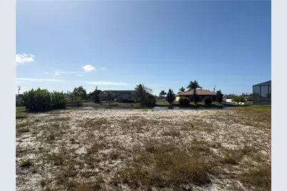 2718 NW 14th Ter, Cape Coral, FL 33993 - Photo 2