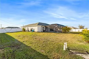 2013 NW Juanita Pl, Cape Coral, FL 33993 - Photo 16