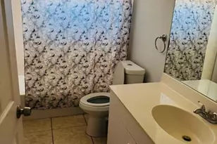 5104 Beauty St, Lehigh Acres, FL 33971 - Photo 4