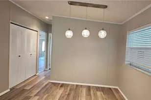 8410 Wagon Wheel Cir, North Fort Myers, FL 33917 - Photo 10