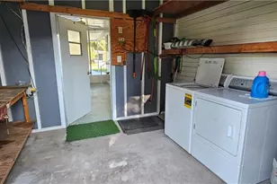 8410 Wagon Wheel Cir, North Fort Myers, FL 33917 - Photo 20