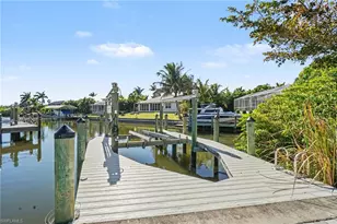 4222 SW 19th Pl, Cape Coral, FL 33914 - Photo 24