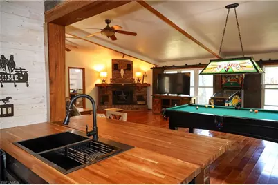 200 Riverview Dr, Labelle, FL 33935 - Photo 18