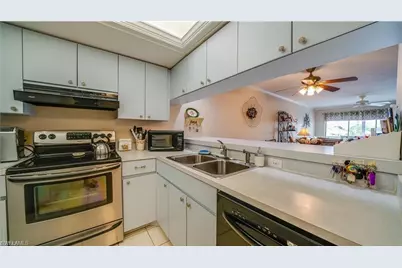 4549 SE 5th Pl #210, Cape Coral, FL 33904 - Photo 4