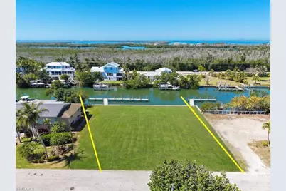 1751 Jewel Box Dr, Sanibel, FL 33957 - Photo 4