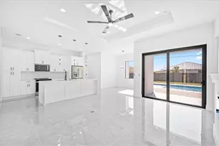 624 Tropicana Parkway W, Cape Coral, FL 33993 - Photo 8