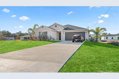2905 50th St SW, Lehigh Acres, FL 33976 - Photo 4