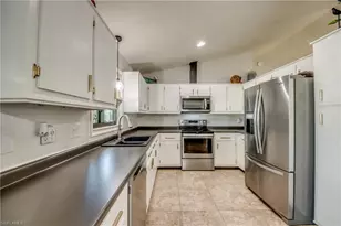 1617 SW 25th Ln, Cape Coral, FL 33914 - Photo 12