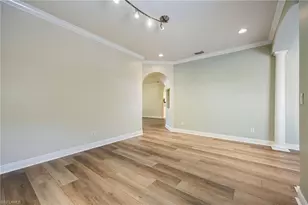 5550 Berkshire Dr, Fort Myers, FL 33912 - Photo 6