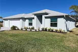 4211 NE 19th Ave, Cape Coral, FL 33909 - Photo 2