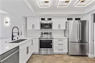 25804 Cockleshell Dr, Bonita Springs, FL 34135 - Photo 10