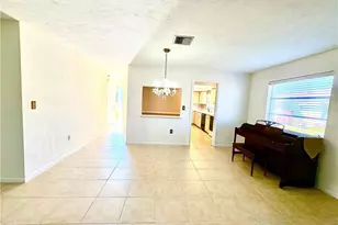 5593 Hamlet Ln, Fort Myers, FL 33919 - Photo 8