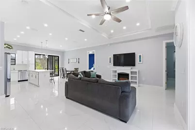 816 Bell Blvd S, Lehigh Acres, FL 33974 - Photo 14