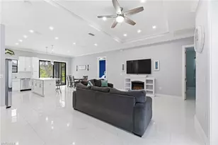 816 Bell Blvd S, Lehigh Acres, FL 33974 - Photo 14