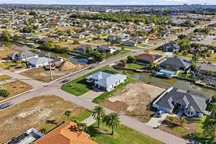 2000 SW 30th Terrace, Cape Coral, FL 33914 - Photo 48