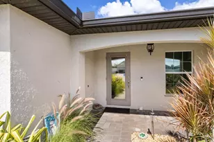 101 NW 25th Terrace, Cape Coral, FL 33993 - Photo 6