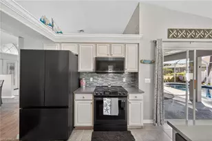 2506 SW 38th St, Cape Coral, FL 33914 - Photo 10