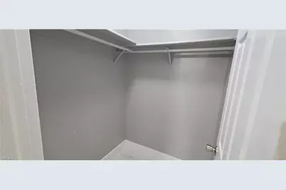 606 SE 13th Ct #B, Cape Coral, FL 33990 - Photo 4