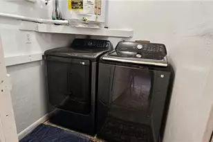 606 SE 13th Ct, Cape Coral, FL 33990 - Photo 16