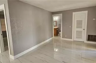 606 SE 13th Ct, Cape Coral, FL 33990 - Photo 8