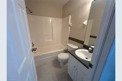 427 SE 16th St, Cape Coral, FL 33990 - Photo 12