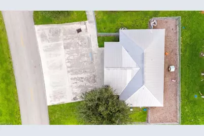 180 Basilan, Clewiston, FL 33440 - Photo 32