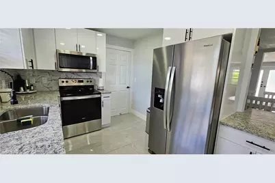 251 SE 46th St, Cape Coral, FL 33904 - Photo 20