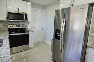 251 SE 46th St, Cape Coral, FL 33904 - Photo 20