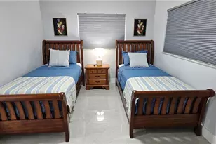 251 SE 46th St, Cape Coral, FL 33904 - Photo 16