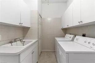 3406 SW 7th Ln, Cape Coral, FL 33991 - Photo 38