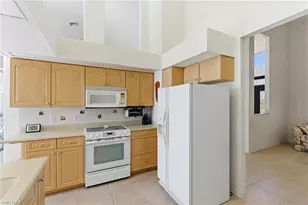 3406 SW 7th Ln, Cape Coral, FL 33991 - Photo 16