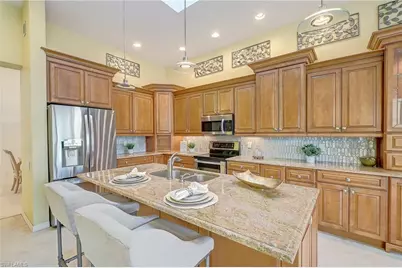 11480 Quail Village Way, Naples, FL 34119 - Photo 10