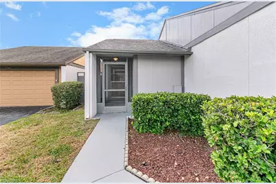 9777 Oakcrest Ct, Lehigh Acres, FL 33936 - Photo 4