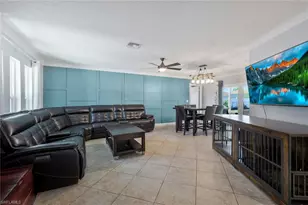 3926 Country Club Blvd, Cape Coral, FL 33904 - Photo 4