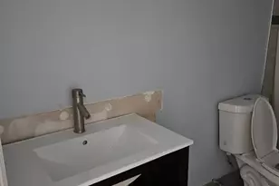 2825 E Cypress Ave, Fort Myers, FL 33905 - Photo 10