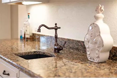 5208 SW 8th Ct, Cape Coral, FL 33914 - Photo 10