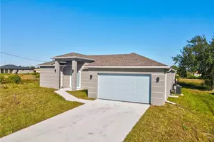 2716 25th St SW, Lehigh Acres, FL 33976 - Photo 2