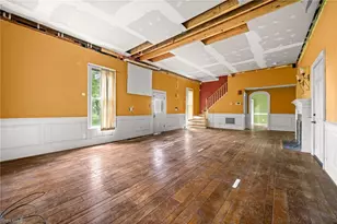 12430 McGregor Blvd, Fort Myers, FL 33919 - Photo 8